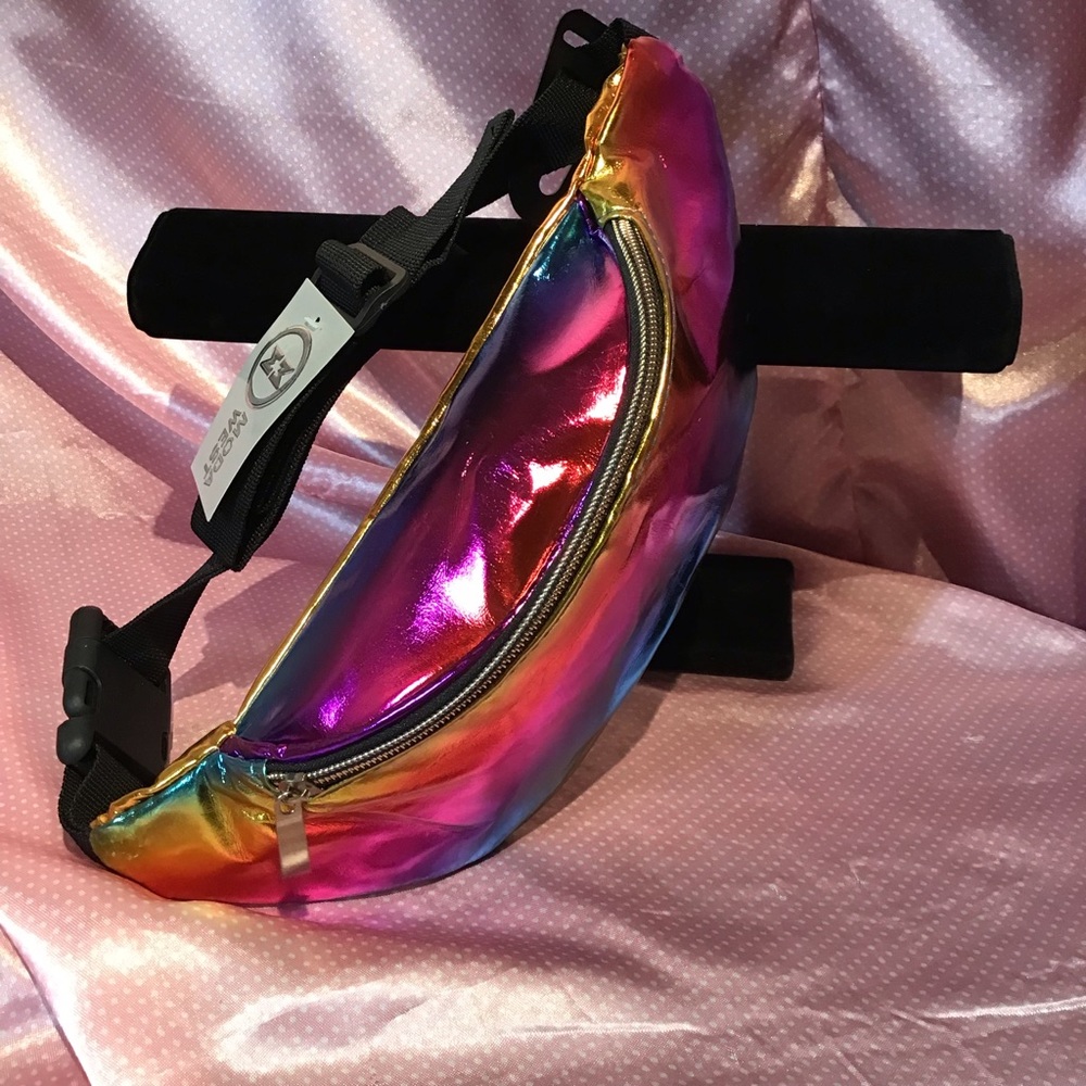 🌈⭐️2for$35 World Pride Rainbow Fanny Pack⭐️🌈